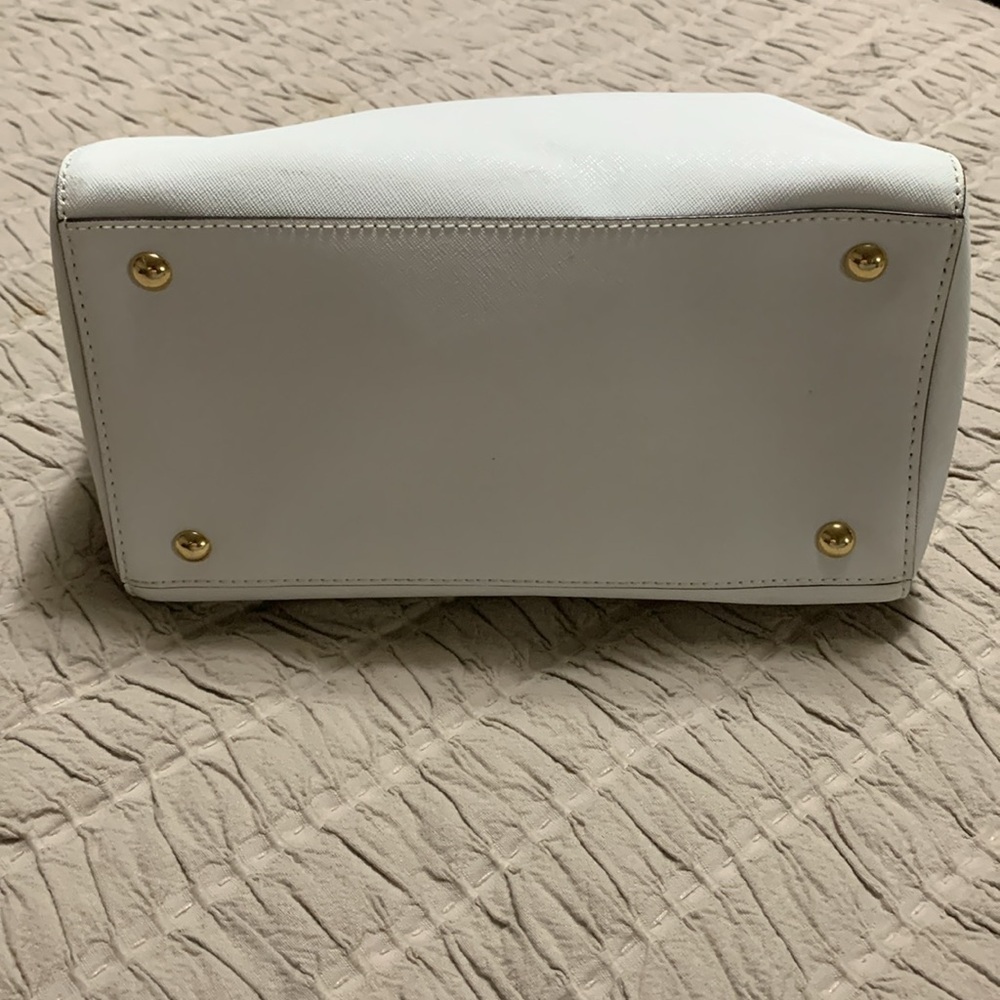 Michael Kors Jet Set Saffiano White Leather Bowling Bag Classic Quiet Luxury - Picture 9 of 16
